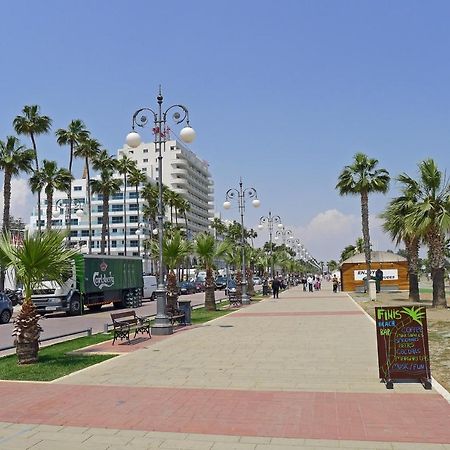 פרבוליה Colonial Villa 32 מראה חיצוני תמונה
