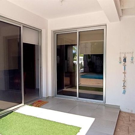 פרבוליה Colonial Villa 32 מראה חיצוני תמונה