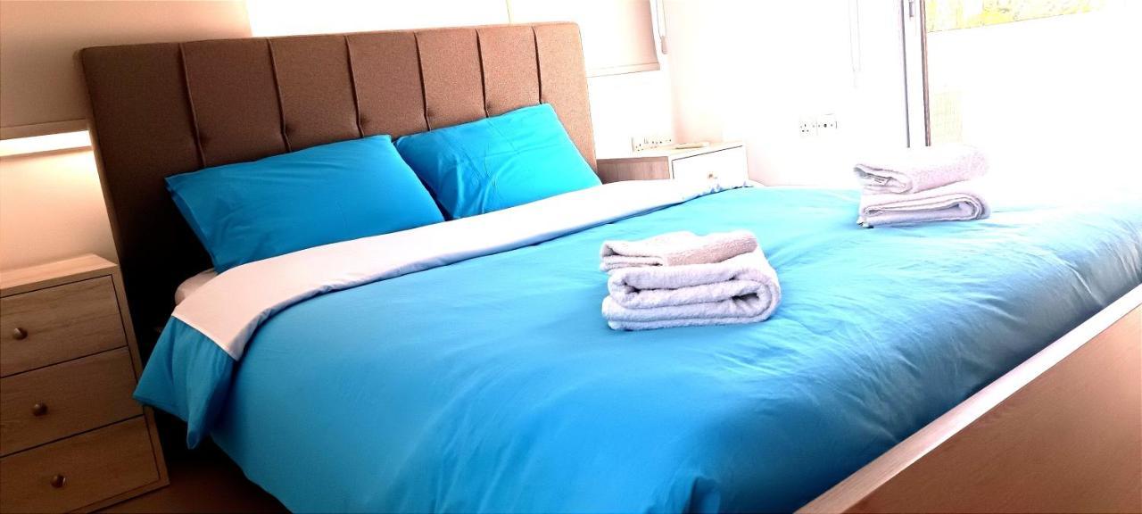 פרבוליה Colonial Villa 32 מראה חיצוני תמונה